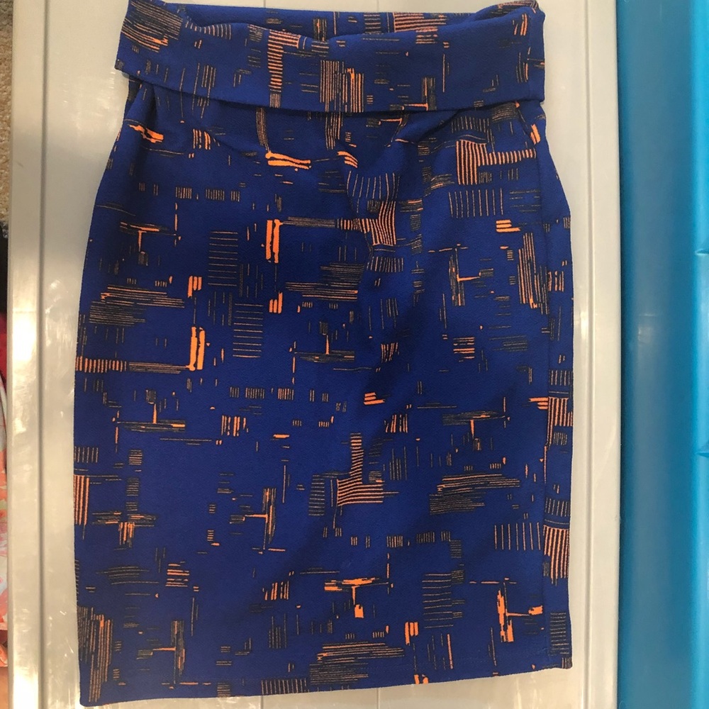 Lularoe skirt